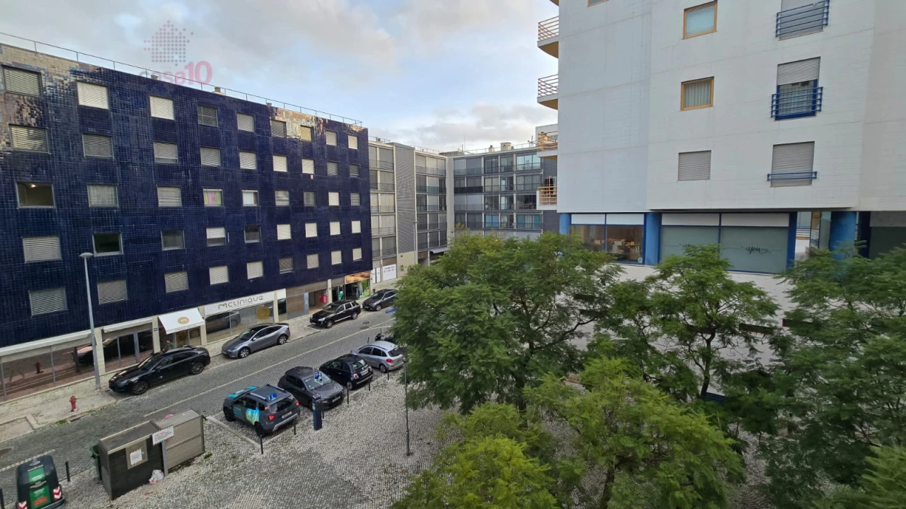 2 BEDROOM FLAT FOR SALE NEXT TO THE CAMPUS OF JUSTICE, LISBON